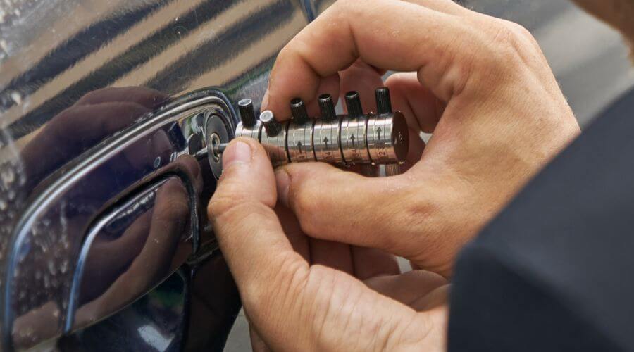 Professional New roof installation in Stinesville, IN